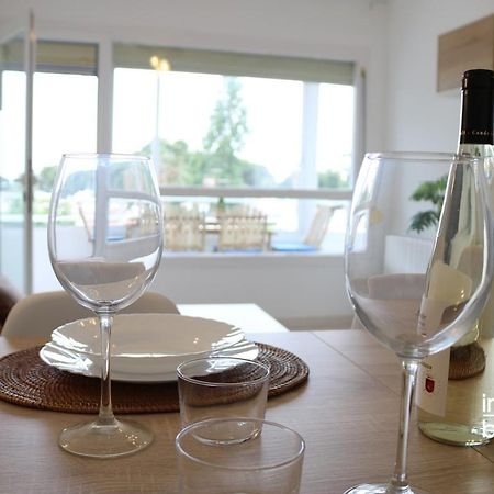 Inmobooking Thaity Apartment كامبريلس المظهر الخارجي الصورة